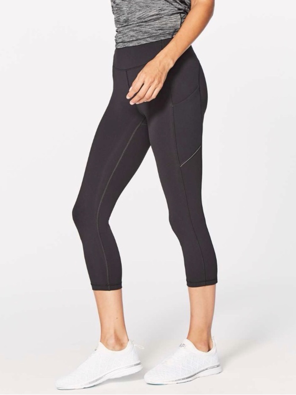 Lululemon Speed Up Crop (21")